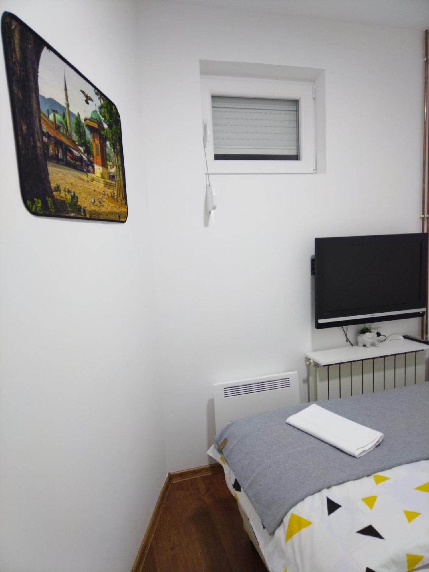 Uspinjaca Apartman Szarajevó Szoba fotó